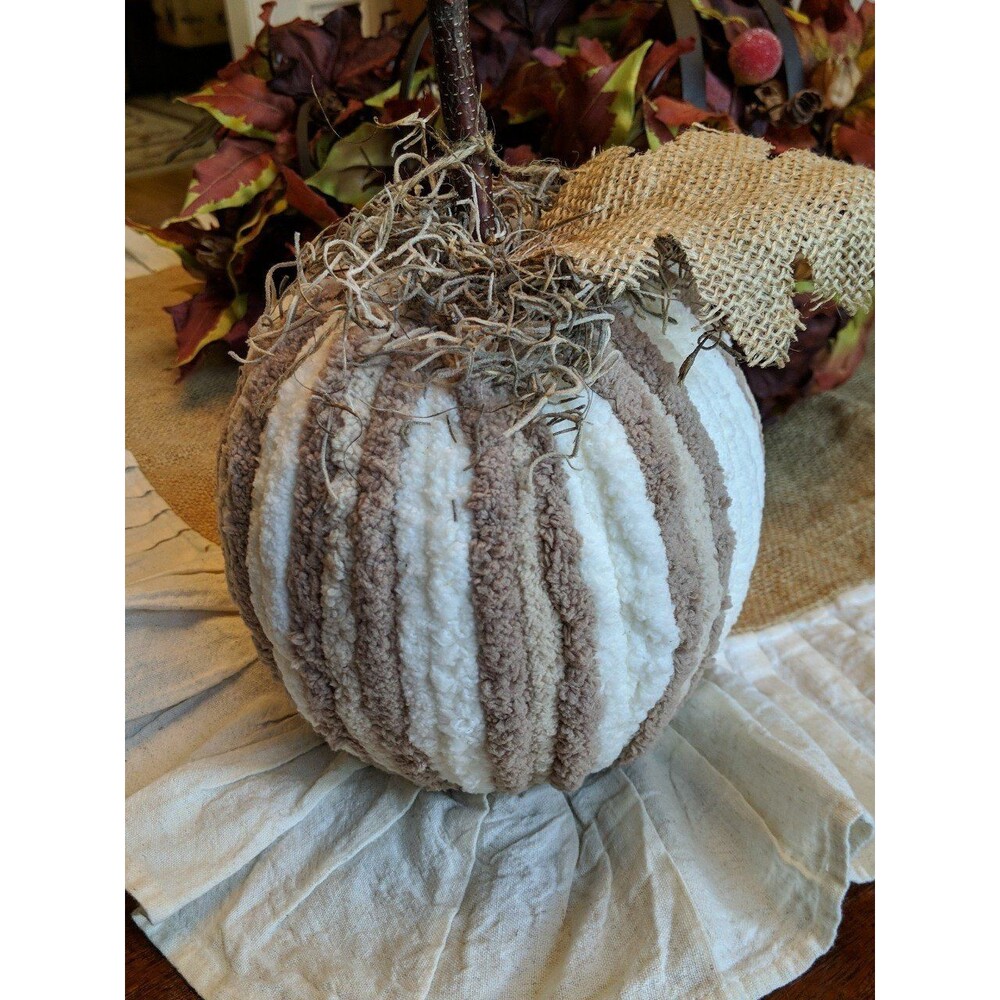 Chenille pumpkin